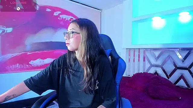 kittymiauu444's cam snapshot