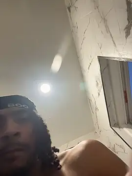 Mellyj053 live sex cam