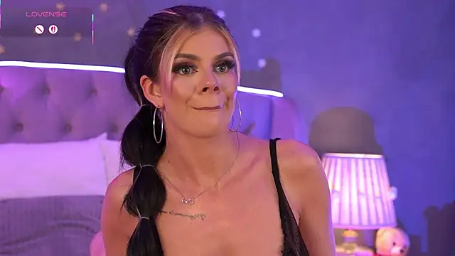 IvyRaven live sex cam