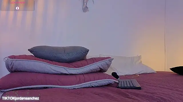 JordanSmiith_ live sex cam