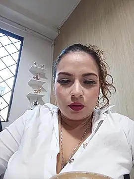 gisellsaenz live sex cam