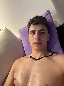 AdrianRinaldi live sex cam