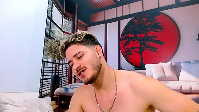 RayanLynxx live sex cam