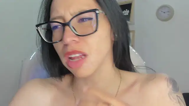 Katty_mouth live sex cam