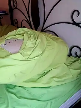 emiliemilf's cam snapshot