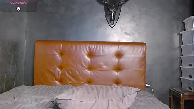 DanielCrush1 live sex cam