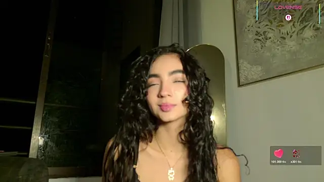 adelineevs's cam snapshot