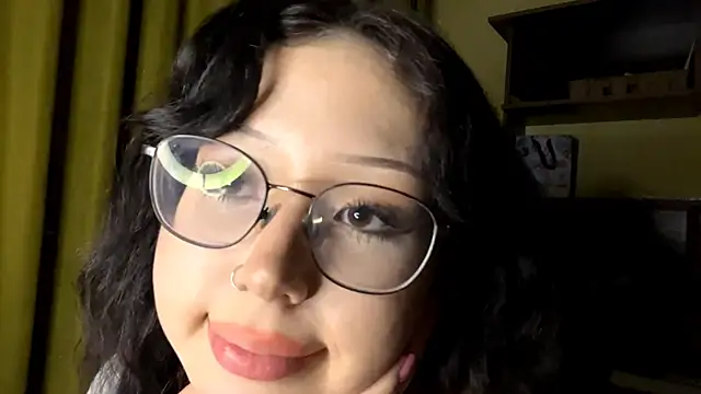 KateWhisp's cam snapshot