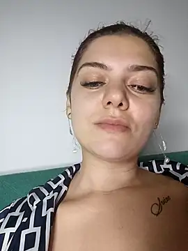 LadyNora's cam snapshot