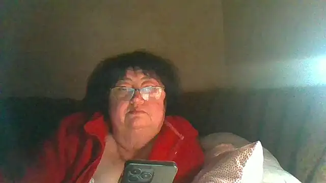 MilaSky5303's cam snapshot