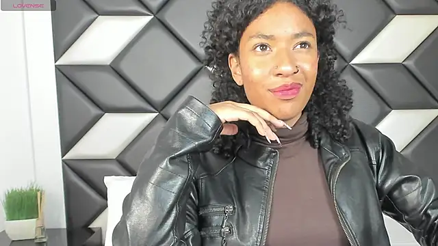 CarlaMarcuzzi's cam snapshot