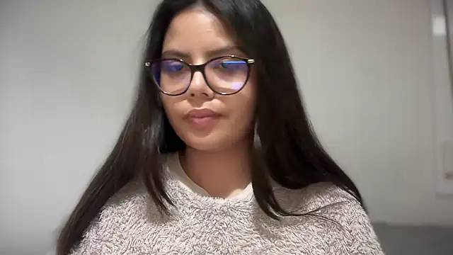 naughty__alexia's cam snapshot