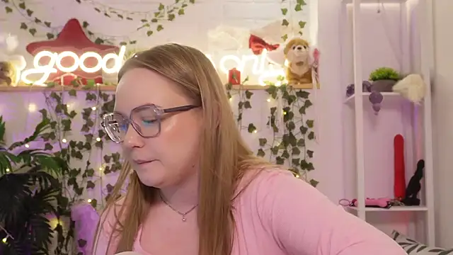 MonicaAsis live sex cam