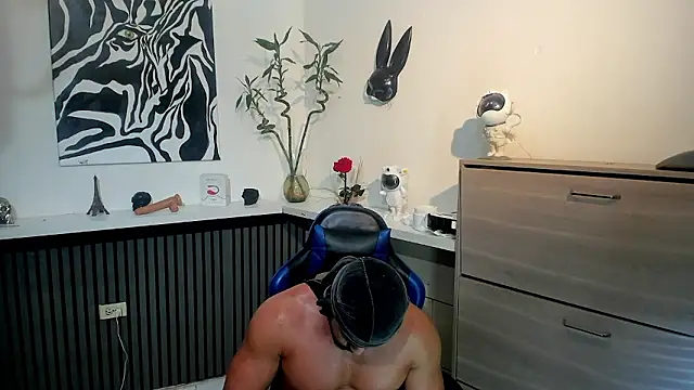 Daemon21's cam snapshot