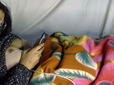 Your_jennifer_baby's cam snapshot