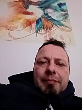 ich411983 live sex cam