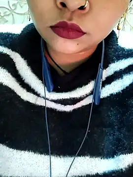 Indian-Nazia's cam snapshot