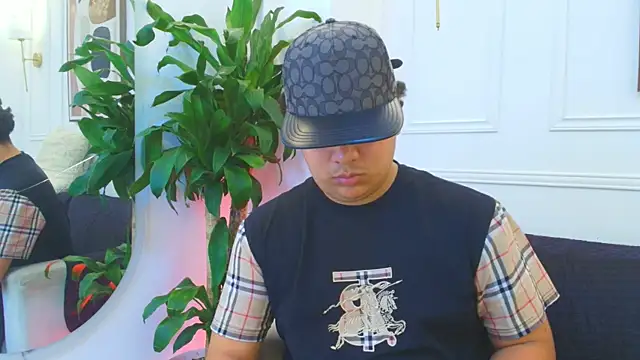 Naim_Bennetsex live sex cam