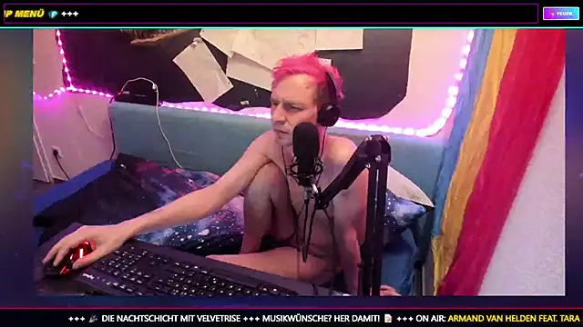 VelvetRise live sex cam