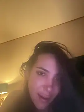 VitoriaCarusso live sex cam