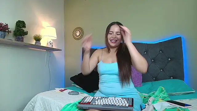 steffy_sex2's cam snapshot