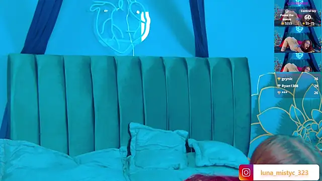 Lunamistyc live sex cam