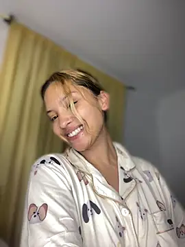 baby_lizy's cam snapshot