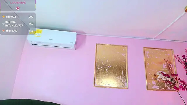 scarlette69's cam snapshot