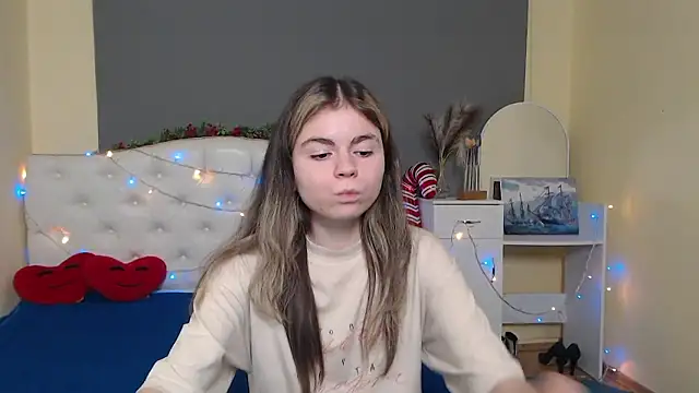 TinaRedly live sex cam