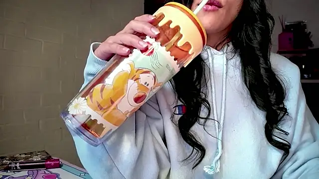 kaithra's cam snapshot