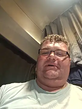 Tataurs live sex cam