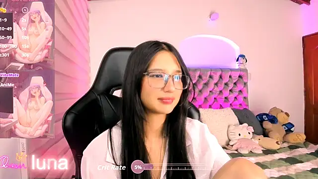 Luniverse live sex cam