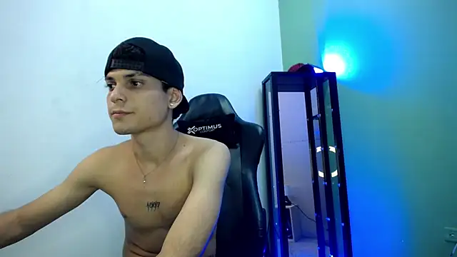 dilan_hott_ live sex cam