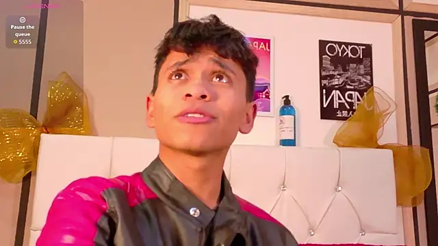 Ethan_Westt's cam snapshot