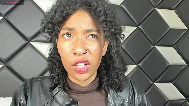 CarlaMarcuzzi's cam snapshot