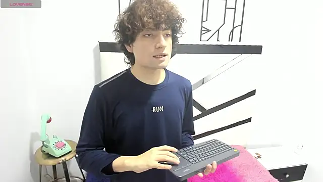 SHAW_FROSTE's cam snapshot