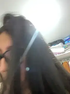 croftsmila live sex cam