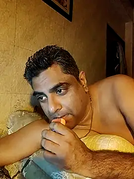 hardnhornybull's cam snapshot