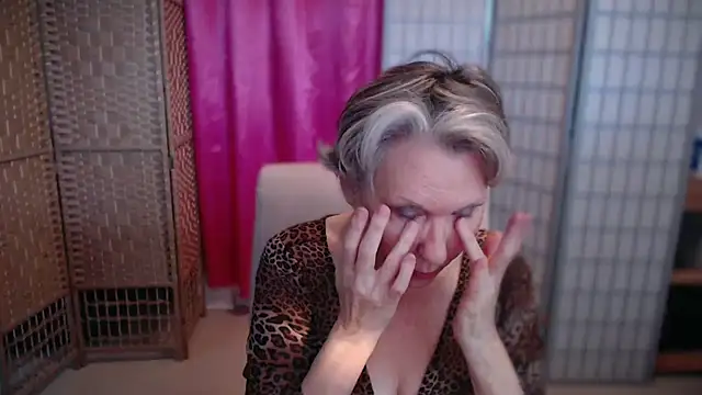 petradaniels's cam snapshot