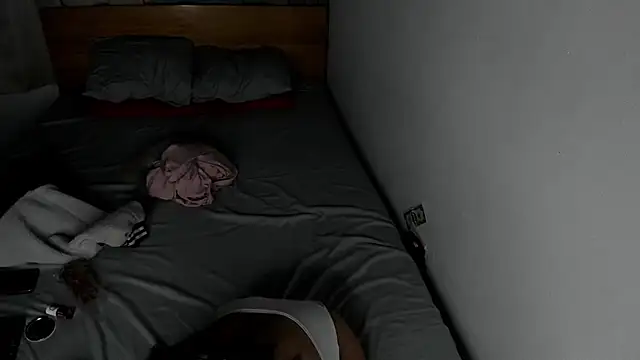 Keniia_rizz live sex cam