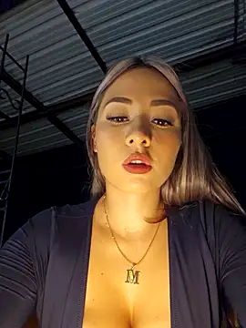 Natasanz live sex cam