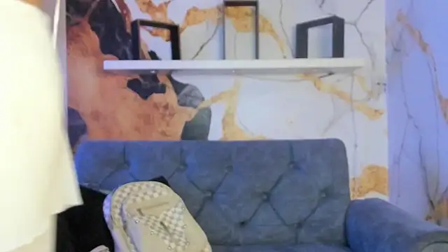 MiaBella18's cam snapshot