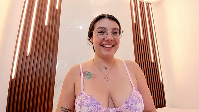 CarolinaMejia's cam snapshot