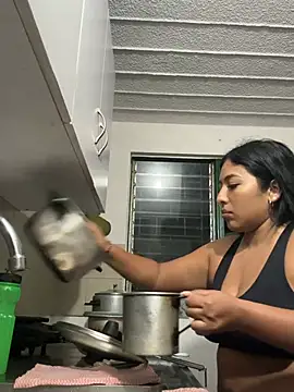 emmyjhonson07 live sex cam