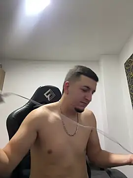 Liam_jones10 live sex cam