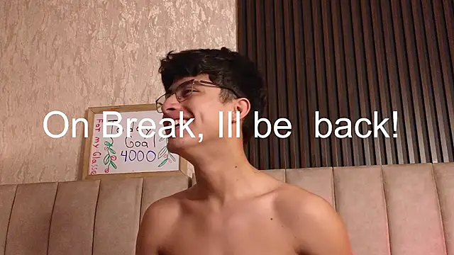 Aaron_Eze live sex cam