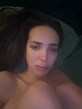 VitoriaCarusso live sex cam