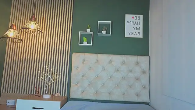 danna_peters's cam snapshot