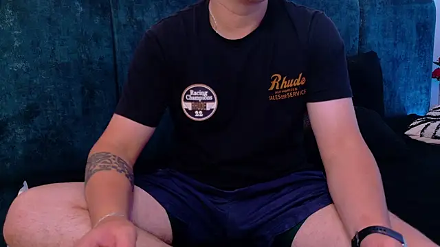 kataleyandliam's cam snapshot