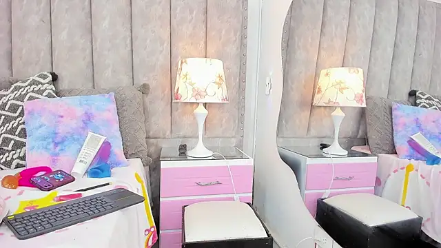 KendalStallyon live sex cam